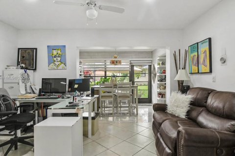 Villa ou maison à vendre à Boynton Beach, Floride: 2 chambres, 130.06 m2 № 1395975 - photo 4