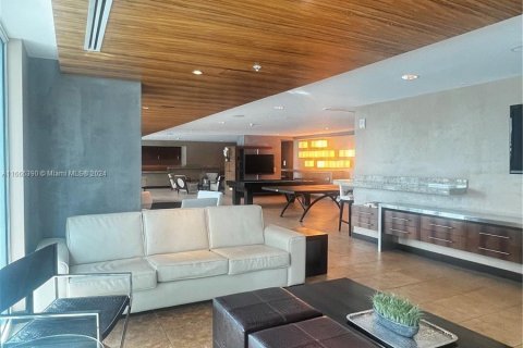 Condominio en venta en Miami, Florida, 1 dormitorio, 55.28 m2 № 1380273 - foto 24