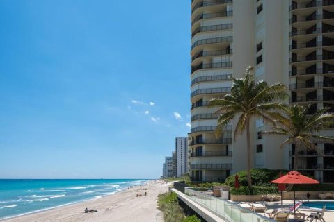 Condominio en venta en Riviera Beach, Florida, 1 dormitorio, 83.61 m2 № 1188728 - foto 14