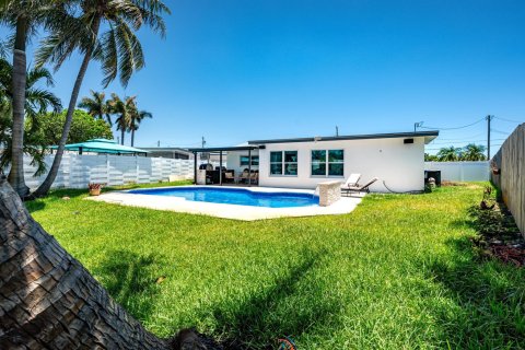 Villa ou maison à vendre à Dania Beach, Floride: 3 chambres, 153.29 m2 № 1188730 - photo 19