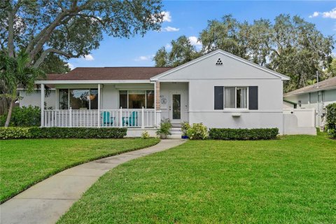 Villa ou maison à vendre à Saint Petersburg, Floride: 3 chambres, 148.27 m2 № 1349643 - photo 2