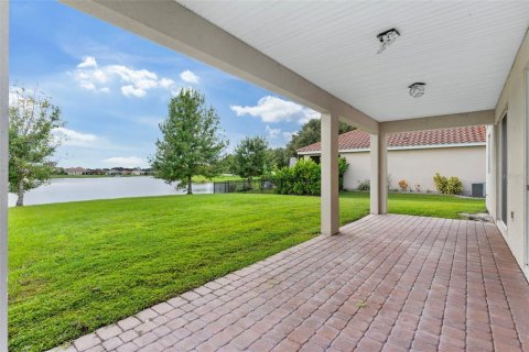 Villa ou maison à vendre à Kissimmee, Floride: 5 chambres, 261.43 m2 № 1349609 - photo 24