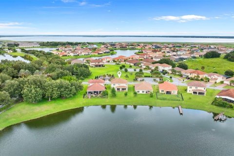 Villa ou maison à vendre à Kissimmee, Floride: 5 chambres, 261.43 m2 № 1349609 - photo 28