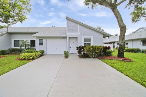 Casa en venta en Boca Raton, Florida, 2 dormitorios, 115.94 m2 № 1120018 - foto 1