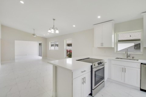 Casa en venta en Boca Raton, Florida, 2 dormitorios, 115.94 m2 № 1120018 - foto 21