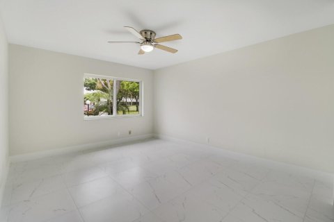 House in Boca Raton, Florida 2 bedrooms, 115.94 sq.m. № 1120018 - photo 14