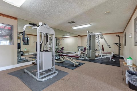 Condo in Pompano Beach, Florida, 1 bedroom  № 1120020 - photo 11