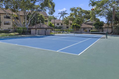 Condo in Pompano Beach, Florida, 1 bedroom  № 1120020 - photo 16