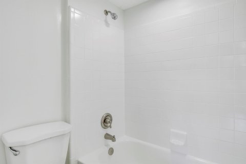 Copropriété à vendre à Pompano Beach, Floride: 1 chambre, 55.74 m2 № 1120020 - photo 24