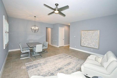 Casa en venta en Vero Beach, Florida, 4 dormitorios, 212.28 m2 № 984308 - foto 15
