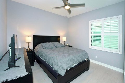 Casa en venta en Vero Beach, Florida, 4 dormitorios, 212.28 m2 № 984308 - foto 6