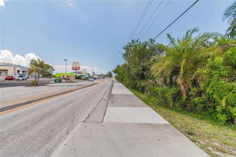 Terreno en venta en Englewood, Florida № 238091 - foto 4