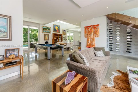 Villa ou maison à vendre à Pinecrest, Floride: 6 chambres, 547.57 m2 № 1151219 - photo 19