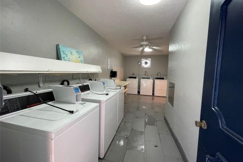 Condo in Margate, Florida, 2 bedrooms  № 882365 - photo 3