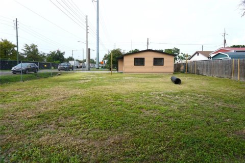 Villa ou maison à vendre à Orlando, Floride: 2 chambres, 81.01 m2 № 1374164 - photo 11