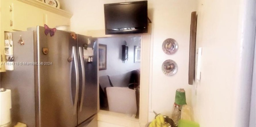 Condo in Sunrise, Florida, 2 bedrooms  № 1309364