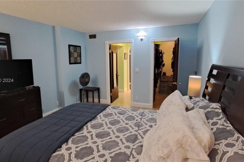 Condominio en venta en Hallandale Beach, Florida, 1 dormitorio, 67.82 m2 № 1206218 - foto 20