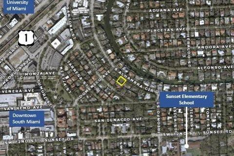 Купить земельный участок в Корал-Гейблс, Флорида № 737841 - фото 7
