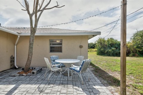 Casa en venta en Vero Beach, Florida, 3 dormitorios, 133.97 m2 № 996136 - foto 4