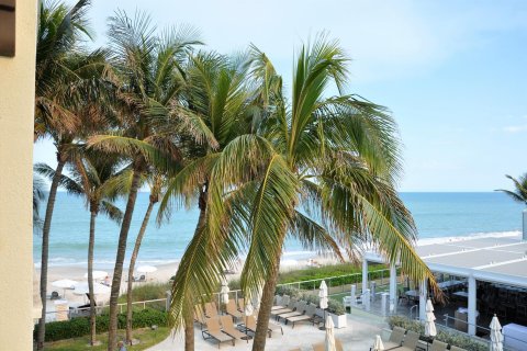 Condo in Vero Beach, Florida, 1 bedroom  № 874613 - photo 24