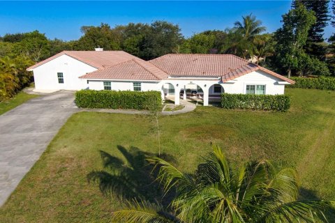 Casa en venta en Coral Springs, Florida, 4 dormitorios, 402.36 m2 № 517462 - foto 27
