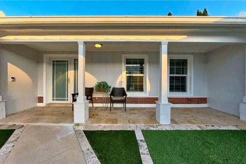 Casa en venta en Coral Springs, Florida, 4 dormitorios, 402.36 m2 № 517462 - foto 28