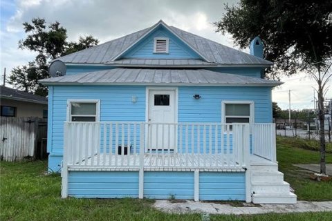 Casa en venta en Tampa, Florida, 3 dormitorios, 107.02 m2 № 1300444 - foto 1