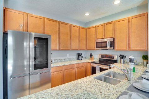 Adosado en venta en Kissimmee, Florida, 4 dormitorios, 177.16 m2 № 1300479 - foto 11