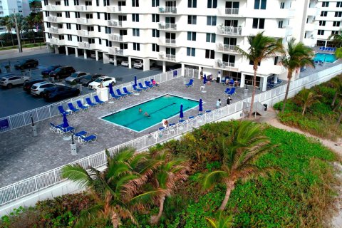 Condominio en venta en Highland Beach, Florida, 2 dormitorios, 97.55 m2 № 959538 - foto 22
