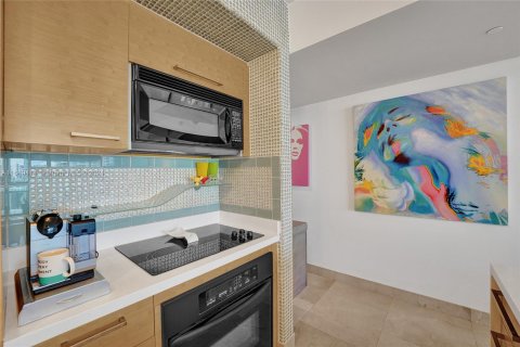 Copropriété à vendre à Hallandale Beach, Floride: 1 chambre, 78.41 m2 № 1333341 - photo 23