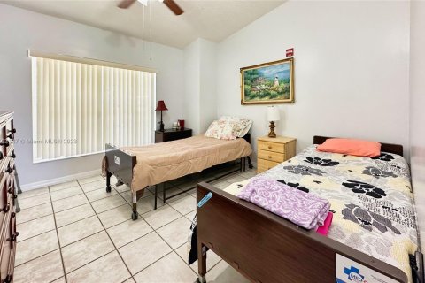 Купить виллу или дом в Хомстед, Флорида 3 спальни, 216.65м2, № 549531 - фото 11