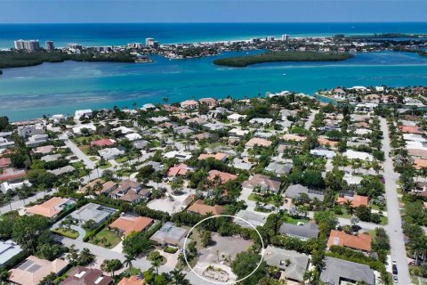 Villa ou maison à vendre à Sarasota, Floride: 3 chambres, 248.23 m2 № 534671 - photo 5