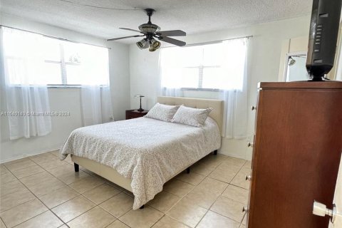 Copropriété à vendre à North Miami Beach, Floride: 1 chambre, 55.28 m2 № 1327830 - photo 10