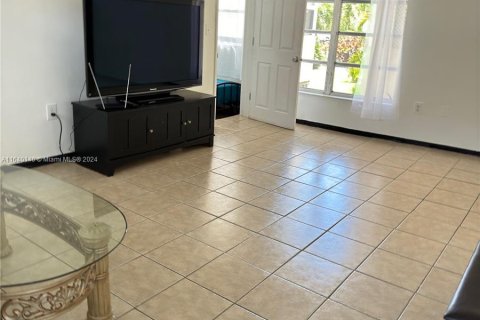 Copropriété à vendre à North Miami Beach, Floride: 1 chambre, 55.28 m2 № 1327830 - photo 4