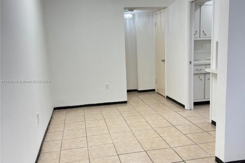 Copropriété à vendre à North Miami Beach, Floride: 1 chambre, 55.28 m2 № 1327830 - photo 7