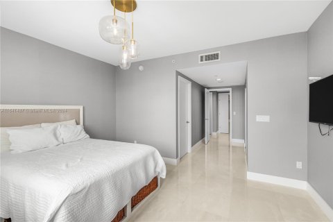 Condo in Aventura, Florida, 3 bedrooms  № 1327863 - photo 11