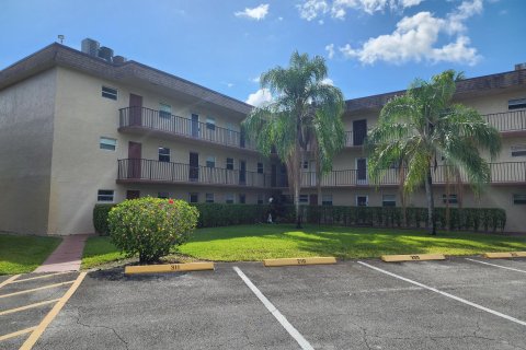 Condominio en venta en Palm Springs, Florida, 2 dormitorios, 87.7 m2 № 1133095 - foto 28