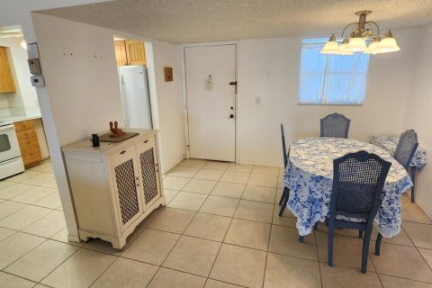 Condominio en venta en Palm Springs, Florida, 2 dormitorios, 87.7 m2 № 1133095 - foto 18