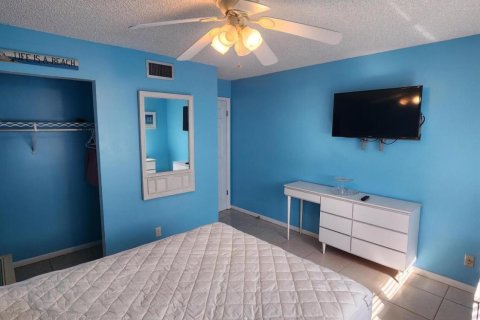 Condominio en venta en Palm Springs, Florida, 2 dormitorios, 87.7 m2 № 1133095 - foto 3