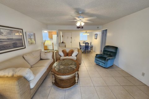 Condominio en venta en Palm Springs, Florida, 2 dormitorios, 87.7 m2 № 1133095 - foto 13
