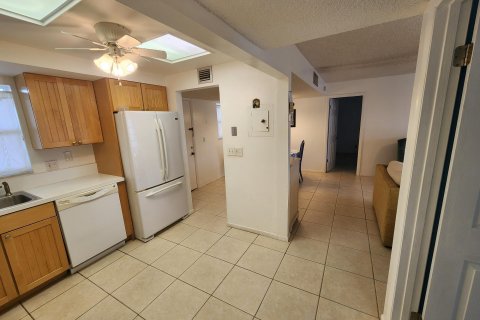 Condominio en venta en Palm Springs, Florida, 2 dormitorios, 87.7 m2 № 1133095 - foto 5