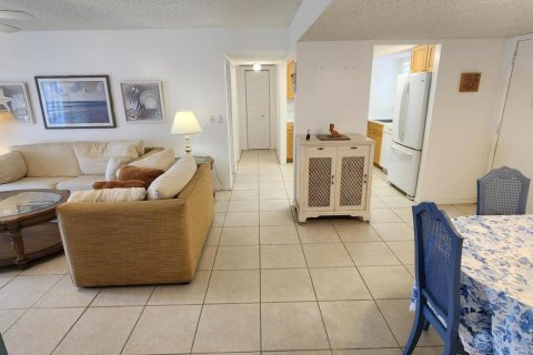 Condominio en venta en Palm Springs, Florida, 2 dormitorios, 87.7 m2 № 1133095 - foto 17