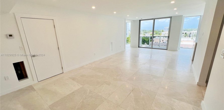 Condo in Miami Beach, Florida, 1 bedroom  № 1290723