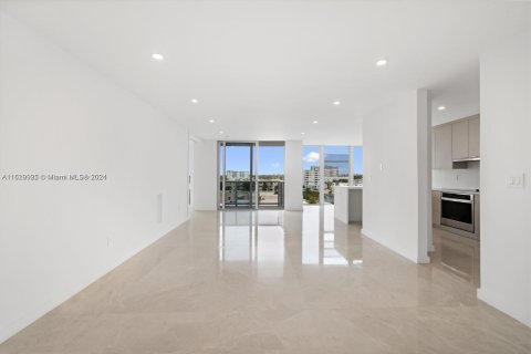 Condo in Miami Beach, Florida, 1 bedroom  № 1290723 - photo 7