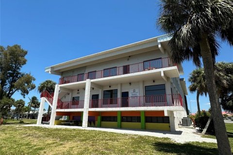 Immobilier commercial à vendre à Englewood, Floride: 1133.78 m2 № 1124529 - photo 3