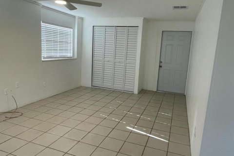 Appartement à louer à Fort Pierce, Floride: 1 chambre, 51.28 m2 № 1207564 - photo 4