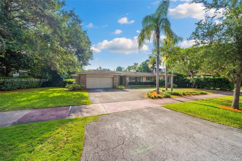 Villa ou maison à vendre à Coral Gables, Floride: 3 chambres, 267.37 m2 № 1345613 - photo 3