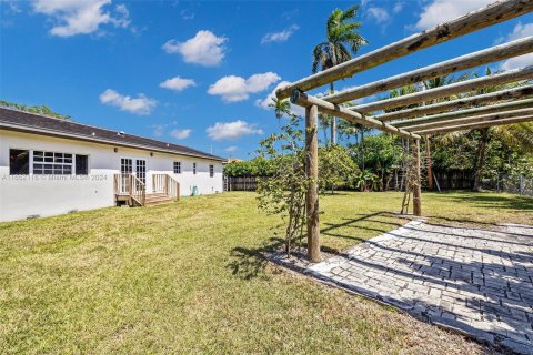 Villa ou maison à louer à Miami, Floride: 3 chambres, 143.81 m2 № 1345662 - photo 27