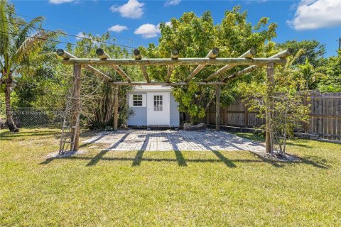 Villa ou maison à louer à Miami, Floride: 3 chambres, 143.81 m2 № 1345662 - photo 26