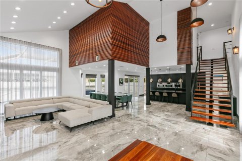 Villa ou maison à louer à Hollywood, Floride: 5 chambres, 269.04 m2 № 1345660 - photo 6